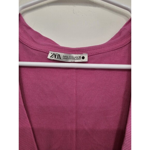Zara Women’s Basic Vibrant Pink V Neck Short Sleeves Blouse Size Large - Picture 2 of 6